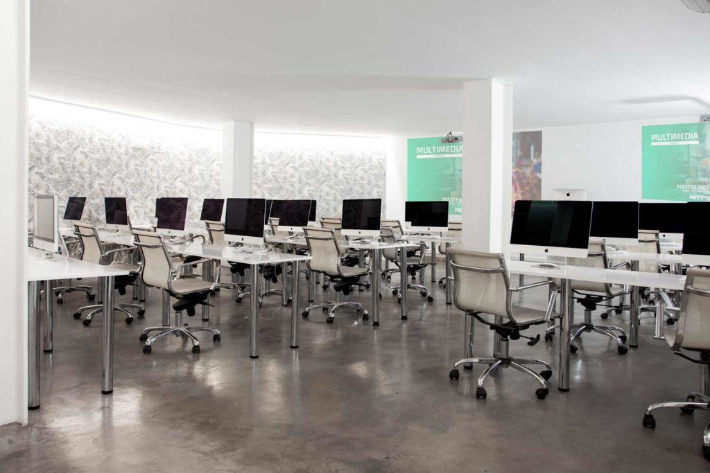 Salas MAC, Escuela de negocios en Zaragoza